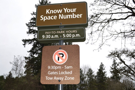 Pay to Park hours 9:30 am – 5 pm Pay to Park hours 9:30 am – 5 pm